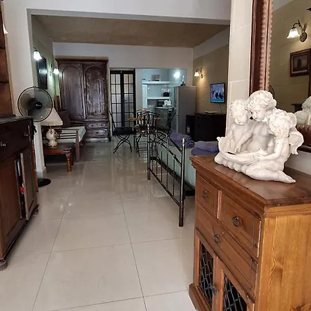 Flat Near Sea Apartment *