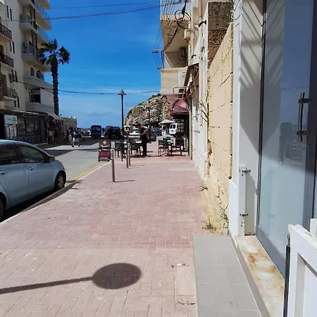 Flat Near Sea * Xlendi